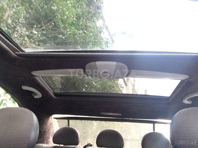 Mercedes E 200 2004, 193,000 km - 2.4 л - Bakı