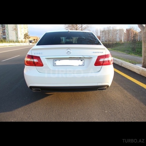 Mercedes E 350 2009, 93,000 km - 3.5 л - Gəncə