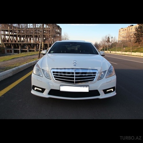 Mercedes E 350 2009, 93,000 km - 3.5 л - Gəncə