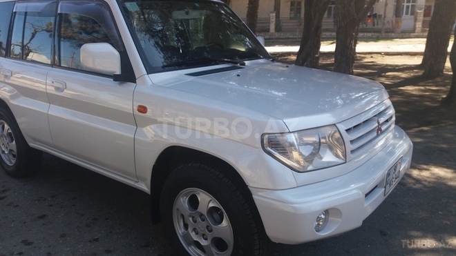 Mitsubishi Pajero io 2000, 240,000 km - 1.8 l - Sumqayıt
