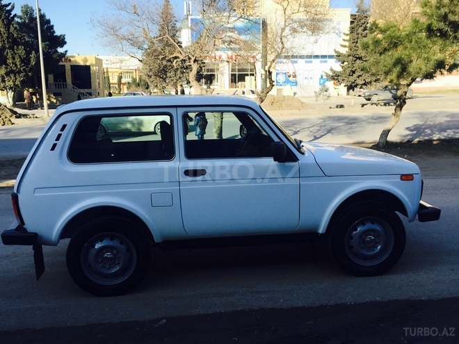LADA (VAZ) Niva 2015, 15,000 km - 1.7 l - Sumqayıt