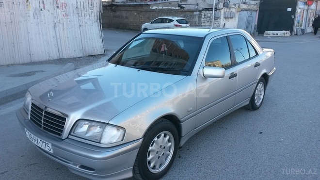 Mercedes C 200 1998, 180,000 km - 2.0 l - Bakı