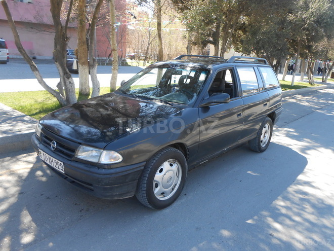 Opel Astra 1993, 731,000 km - 1.7 l - Sumqayıt