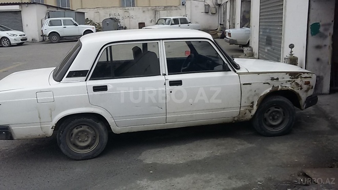 LADA (VAZ) 2107 2001, 200,000 km - 1.6 л - Bakı