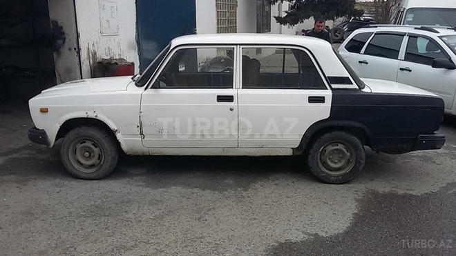 LADA (VAZ) 2107 2001, 200,000 km - 1.6 л - Bakı