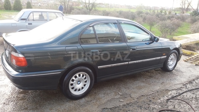 BMW 523 1997, 218,000 km - 2.5 l - Masallı