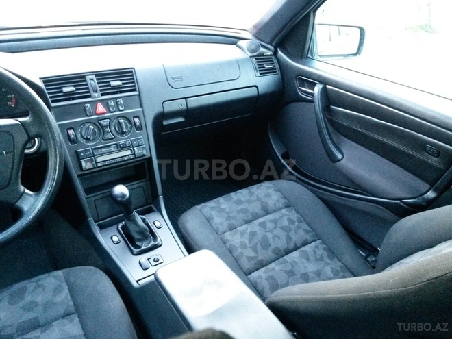 Mercedes C 180 1997, 182,000 km - 1.8 l - Bakı