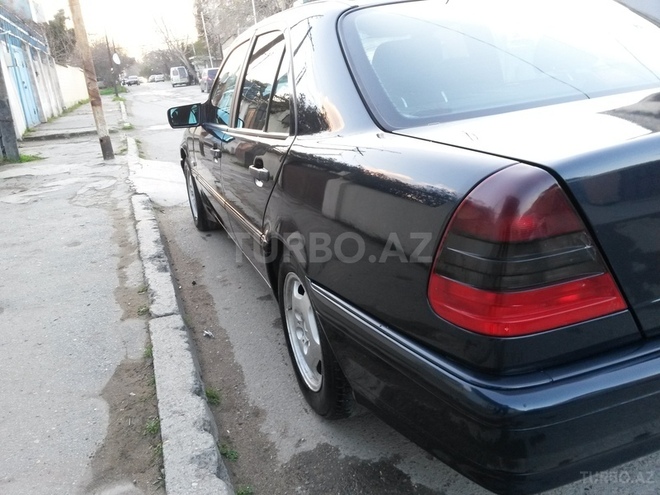Mercedes C 180 1997, 182,000 km - 1.8 l - Bakı