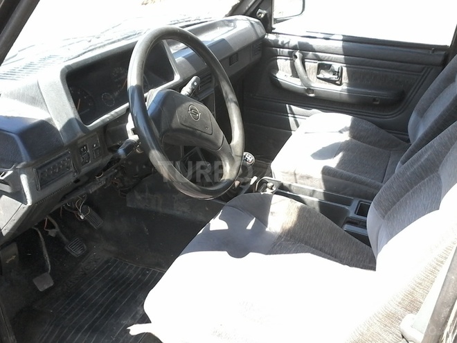 Ssang Yong  1996, 654,310 km - 2.3 л - Sabirabad