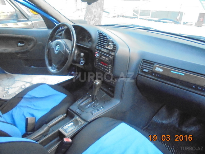 BMW 320 1997, 240,000 km - 2.0 л - Bakı