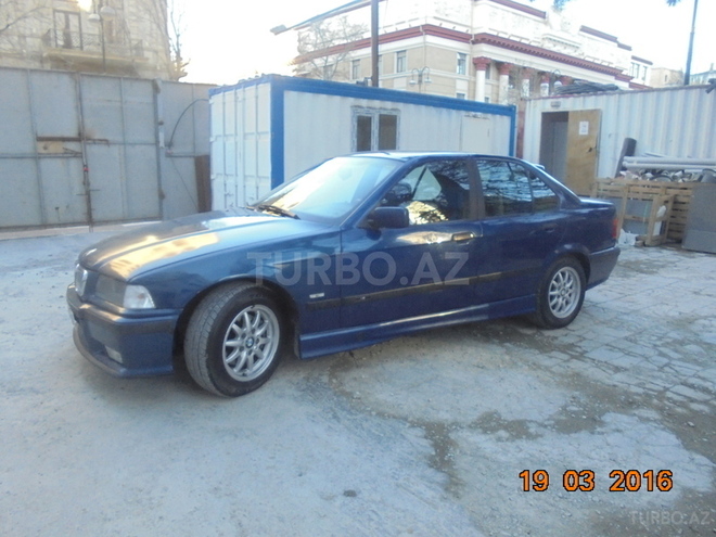 BMW 320 1997, 240,000 km - 2.0 л - Bakı