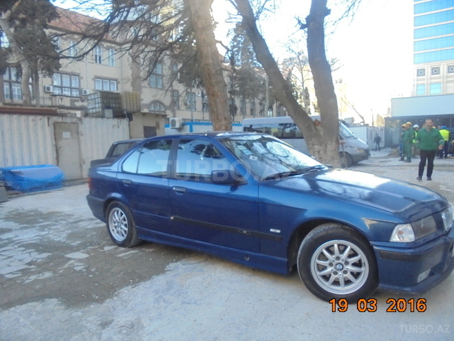 BMW 320 1997, 240,000 km - 2.0 л - Bakı