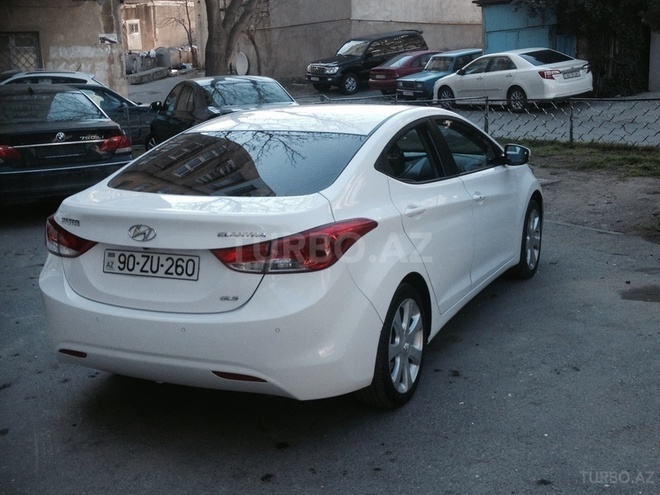 Hyundai Elantra 2013, 62,500 km - 1.8 l - Bakı