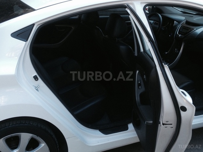 Hyundai Elantra 2013, 62,500 km - 1.8 l - Bakı