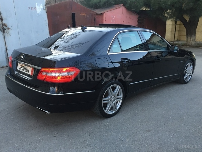 Mercedes E 220 2010, 140,000 km - 2.2 л - Bakı