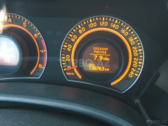 Toyota Corolla 2007, 137,000 km - 0.2 л - Saatlı
