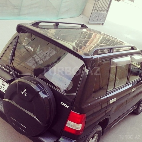 Mitsubishi Pajero io 2001, 160,000 km - 2.0 l - Bakı