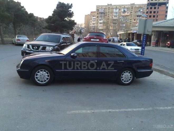 Mercedes E 240 1999, 240,000 km - 2.4 л - Bakı