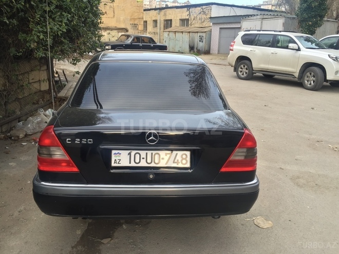 Mercedes C 220 1996, 310,000 km - 2.2 l - Bakı