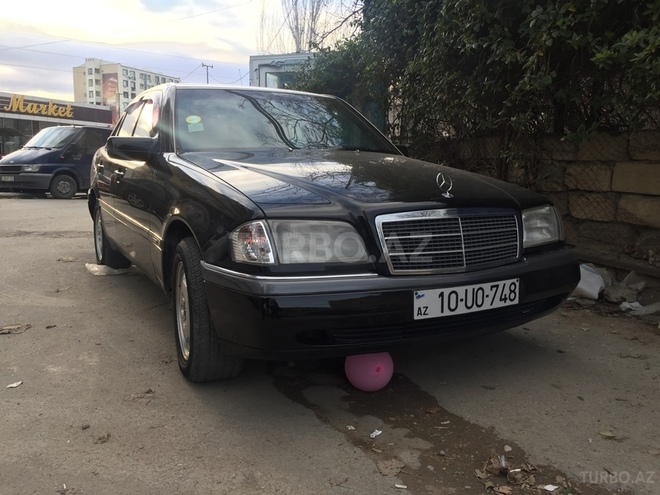 Mercedes C 220 1996, 310,000 km - 2.2 l - Bakı