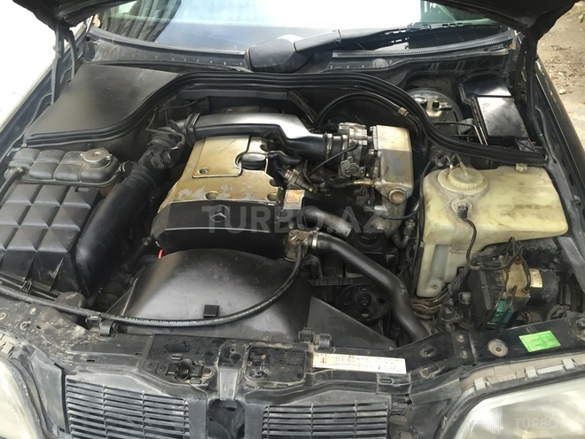 Mercedes C 220 1996, 310,000 km - 2.2 l - Bakı