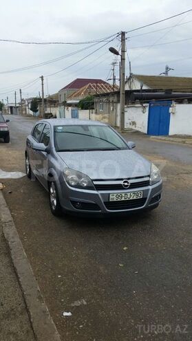 Opel Astra 2004, 180,000 km - 1.6 l - Sumqayıt