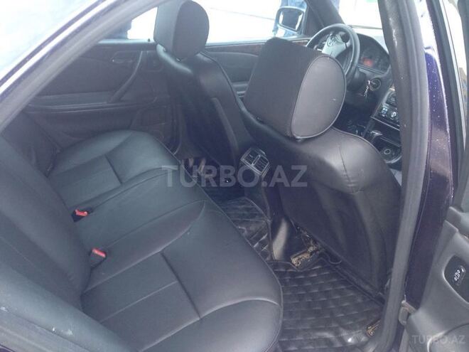 Mercedes E 270 2000, 212,000 km - 2.7 l - Bakı