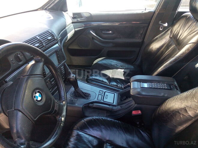 BMW 523 1997, 240,000 km - 2.5 l - Bakı