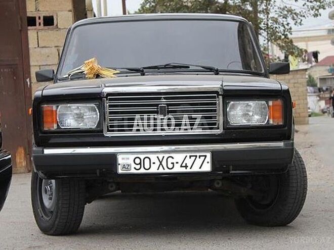 LADA (VAZ) 2107 2010, 90,000 km - 1.6 l - Salyan