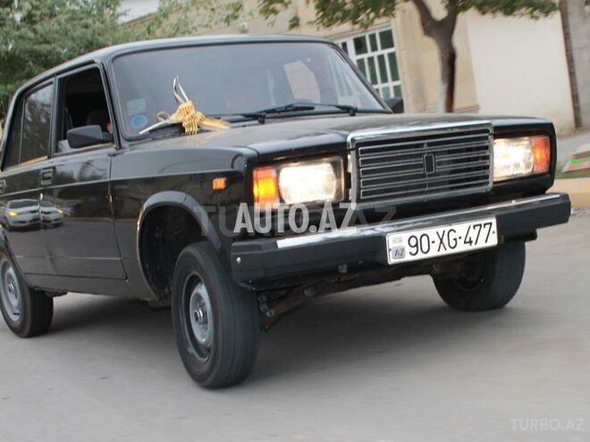 LADA (VAZ) 2107 2010, 90,000 km - 1.6 l - Salyan