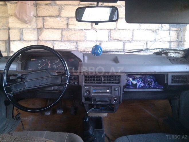 Moskvich 2141 1990, 100,000 km - 1.5 л - Qəbələ