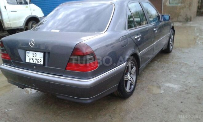 Mercedes C 230 1998, 132,000 km - 2.3 l - Biləsuvar