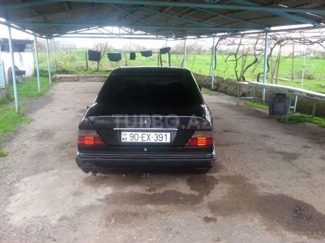 Mercedes E 250 1994, 550,000 km - 2.5 l - İmişli