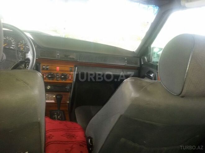 Mercedes E 250 1994, 550,000 km - 2.5 l - İmişli