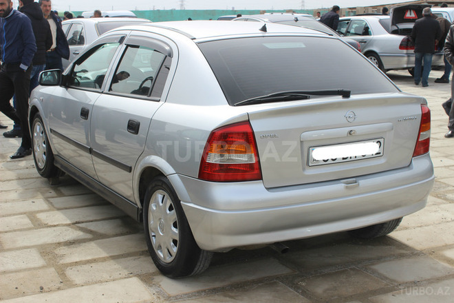 Opel Astra 2000, 220,000 km - 1.6 l - Bakı