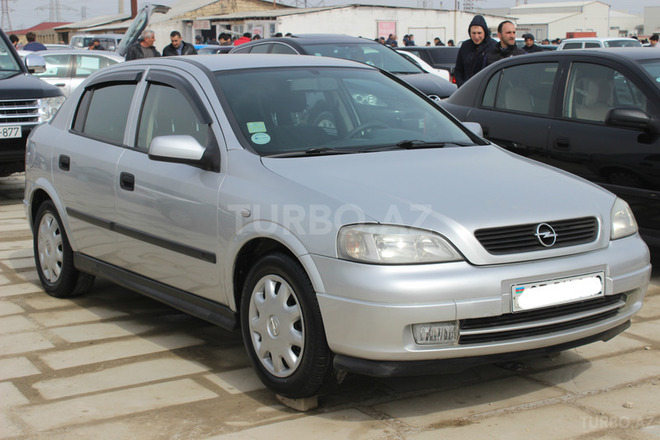 Opel Astra 2000, 220,000 km - 1.6 l - Bakı