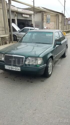 Mercedes E 200 1994, 440,000 km - 0.2 l - Bakı