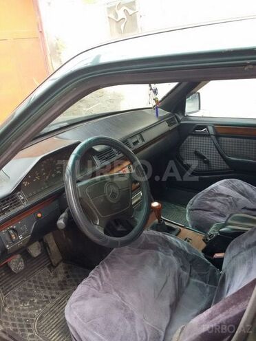 Mercedes E 200 1994, 440,000 km - 0.2 l - Bakı