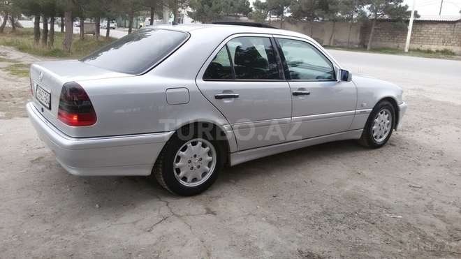 Mercedes C 220 1998, 209,453 km - 2.2 л - Sumqayıt