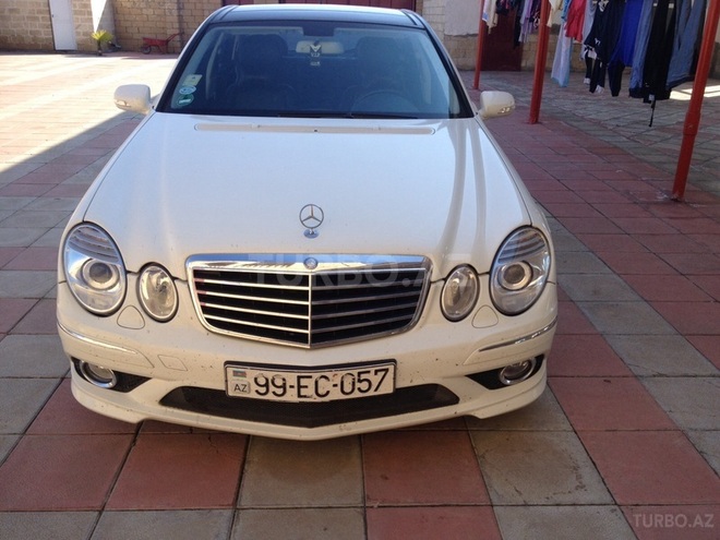 Mercedes E 350 2008, 85,000 km - 3.5 l - Bakı