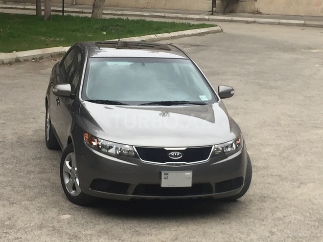 Kia Cerato 2010, 80,000 km - 2.0 l - Bakı