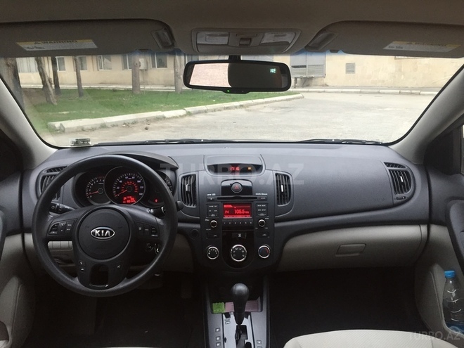 Kia Cerato 2010, 80,000 km - 2.0 l - Bakı