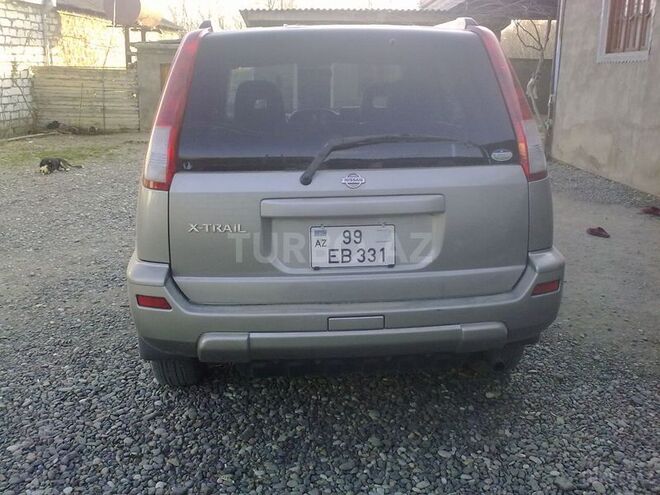 Nissan X-Trail 2002, 130,000 km - 2.0 l - Qazax