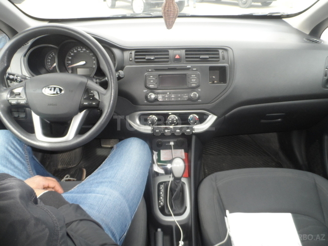 Kia Rio 2013, 70,000 km - 1.4 l - Bakı