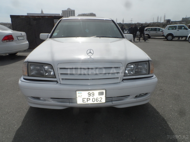 Mercedes C 230 1999, 170,000 km - 2.3 л - Bakı