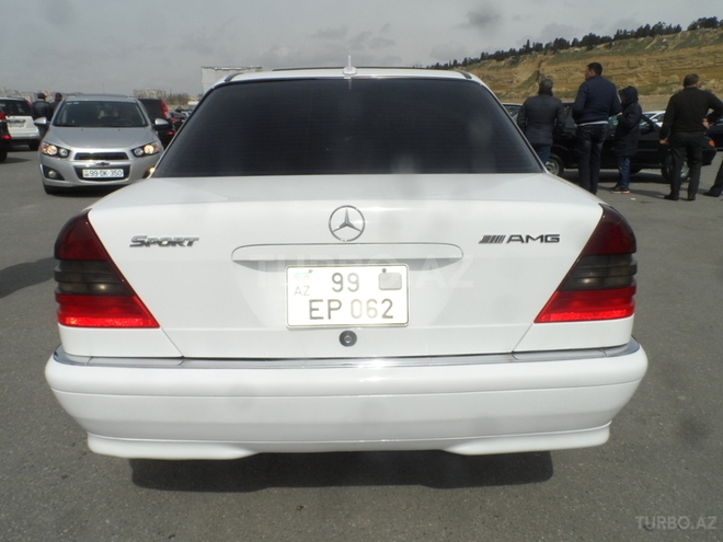 Mercedes C 230 1999, 170,000 km - 2.3 л - Bakı