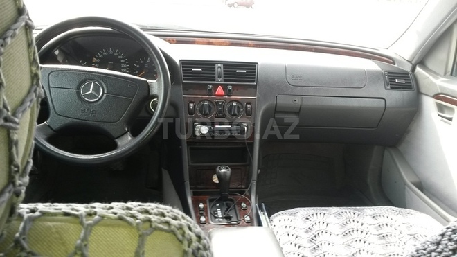 Mercedes C 220 1996, 300,000 km - 2.2 l - Bakı