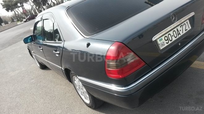 Mercedes C 220 1996, 300,000 km - 2.2 l - Bakı