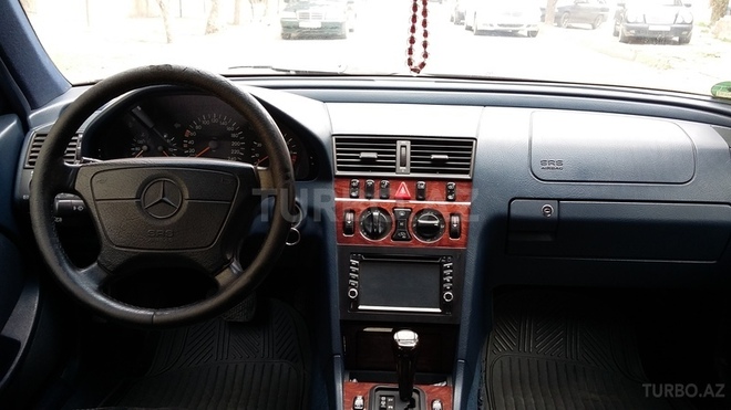 Mercedes C 200 1999, 2,110,000 km - 2.0 l - Bakı