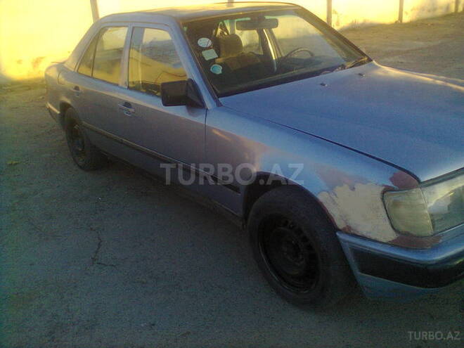 Mercedes E 250 1988, 350,000 km - 2.5 l - Bakı
